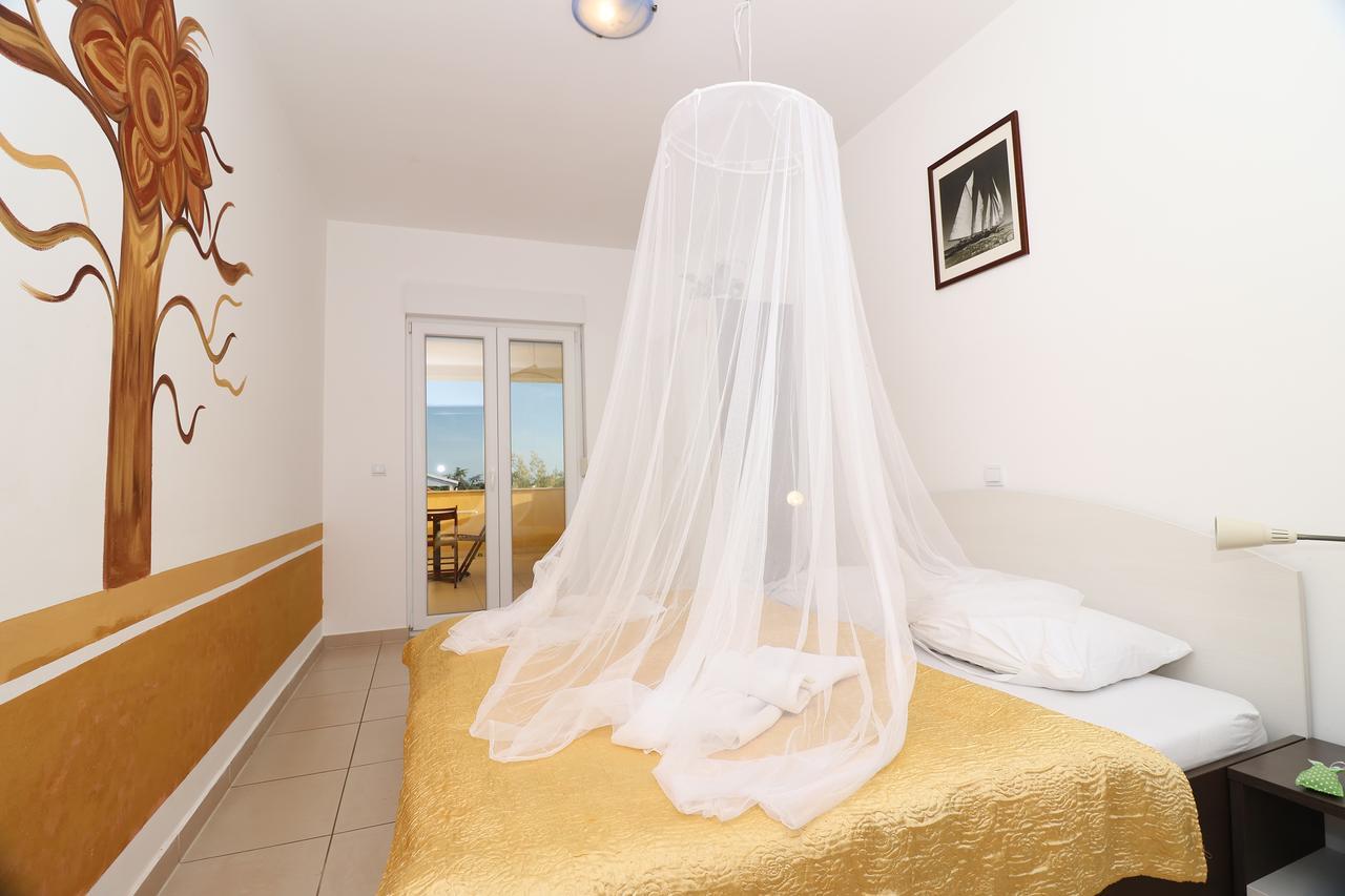 Villa Monsena Rovinj Exterior photo